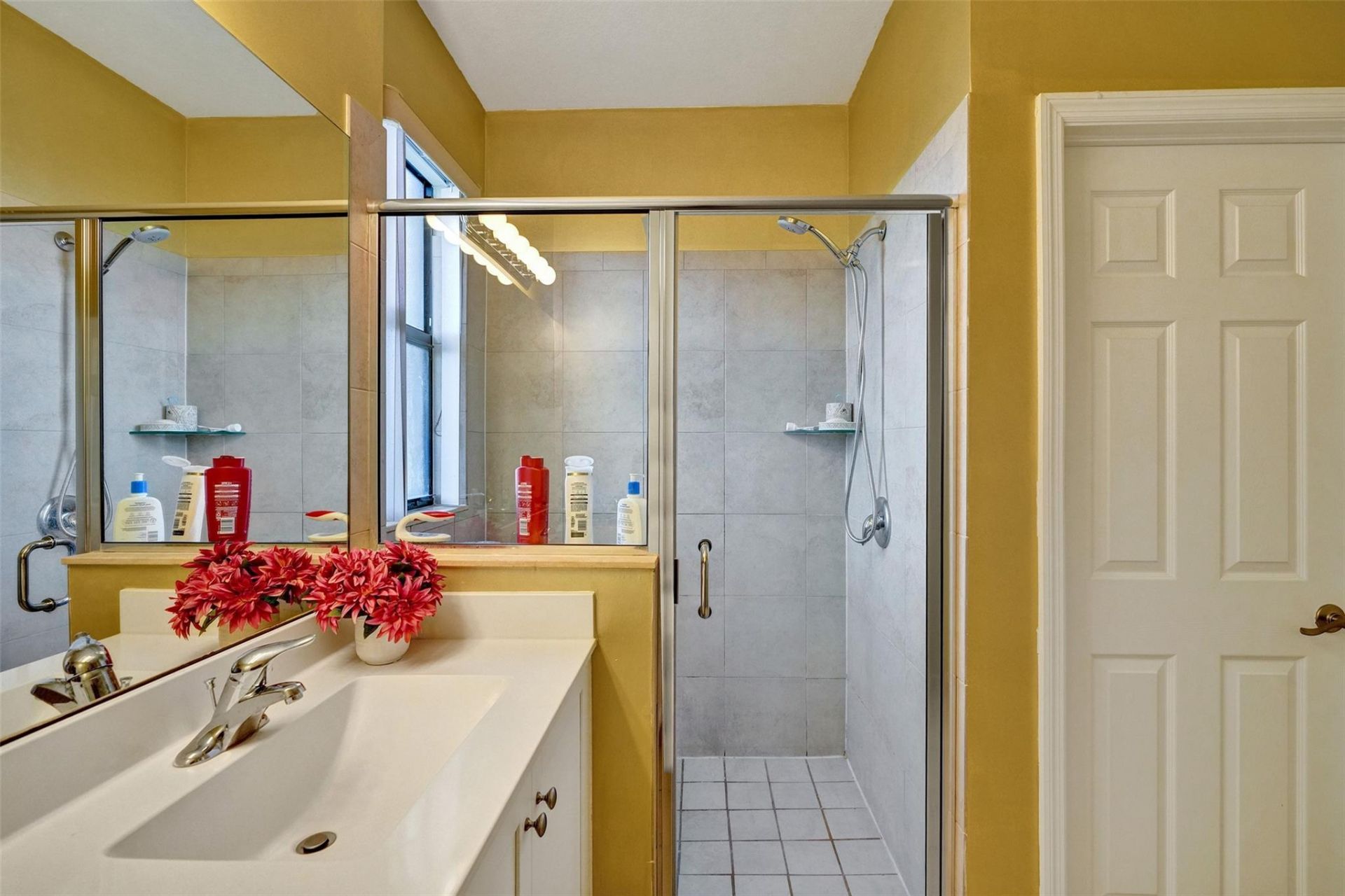 10396 W 34th Lane, Hialeah, FL 33018 Photo