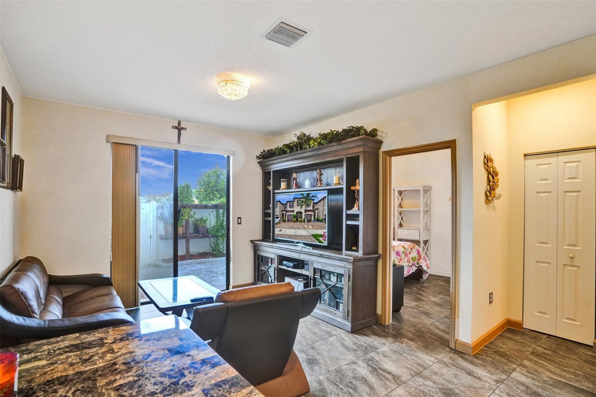 10396 W 34th Lane, Hialeah, FL 33018 Photo