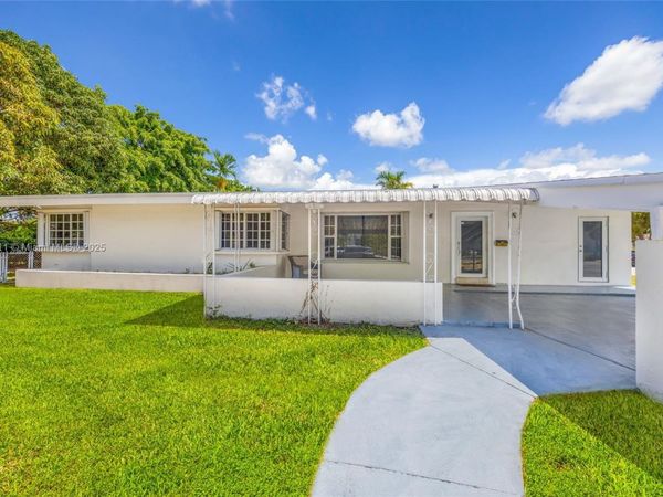 1700 N Treasure Dr, North Bay Village, FL 33141