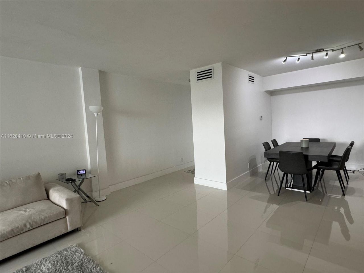 9381 E Bay Harbor Dr, Unit 302S, Bay Harbor Islands, FL 33154 Photo