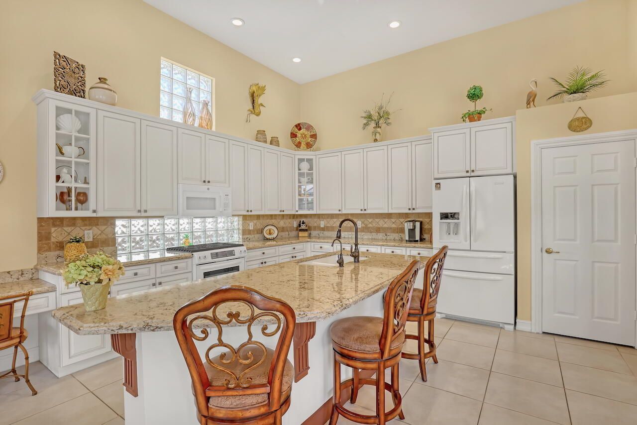 10250 Blue Heron Point, West Palm Beach, FL 33412 Photo