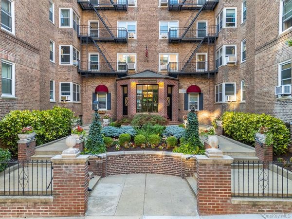 99-45 67th Road, Unit 620, Forest Hills, NY 11375