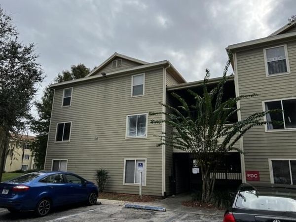 3800 SW 20th Avenue, Unit 305, Gainesville, FL 32607