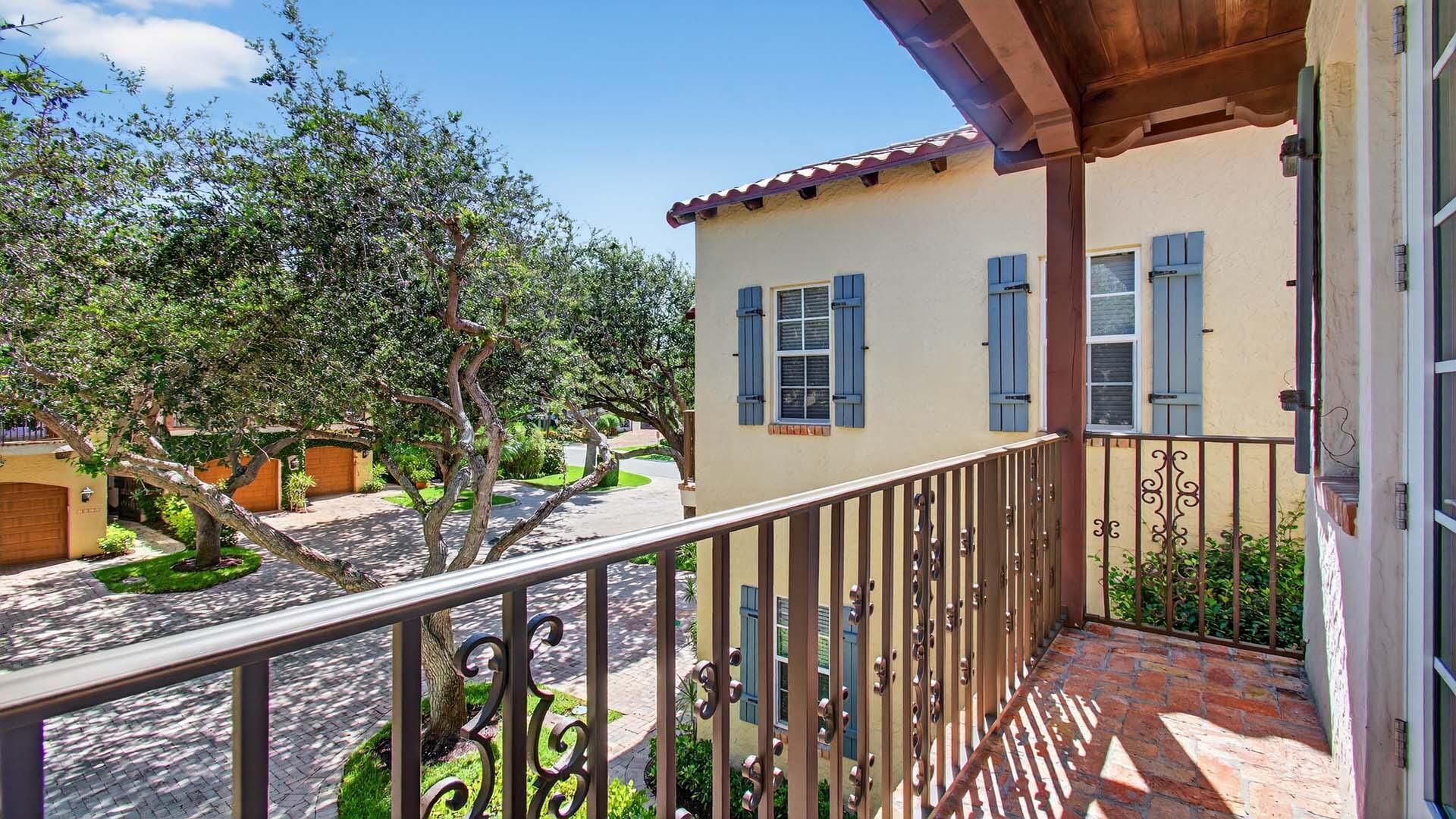 1028 Coralina Lane, Delray Beach, FL 33483 Photo