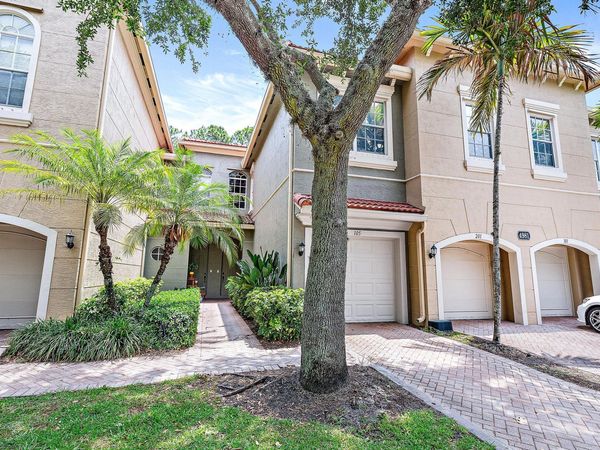 4981 Bonsai 105 Circle, Unit 105, Palm Beach Gardens, FL 33418