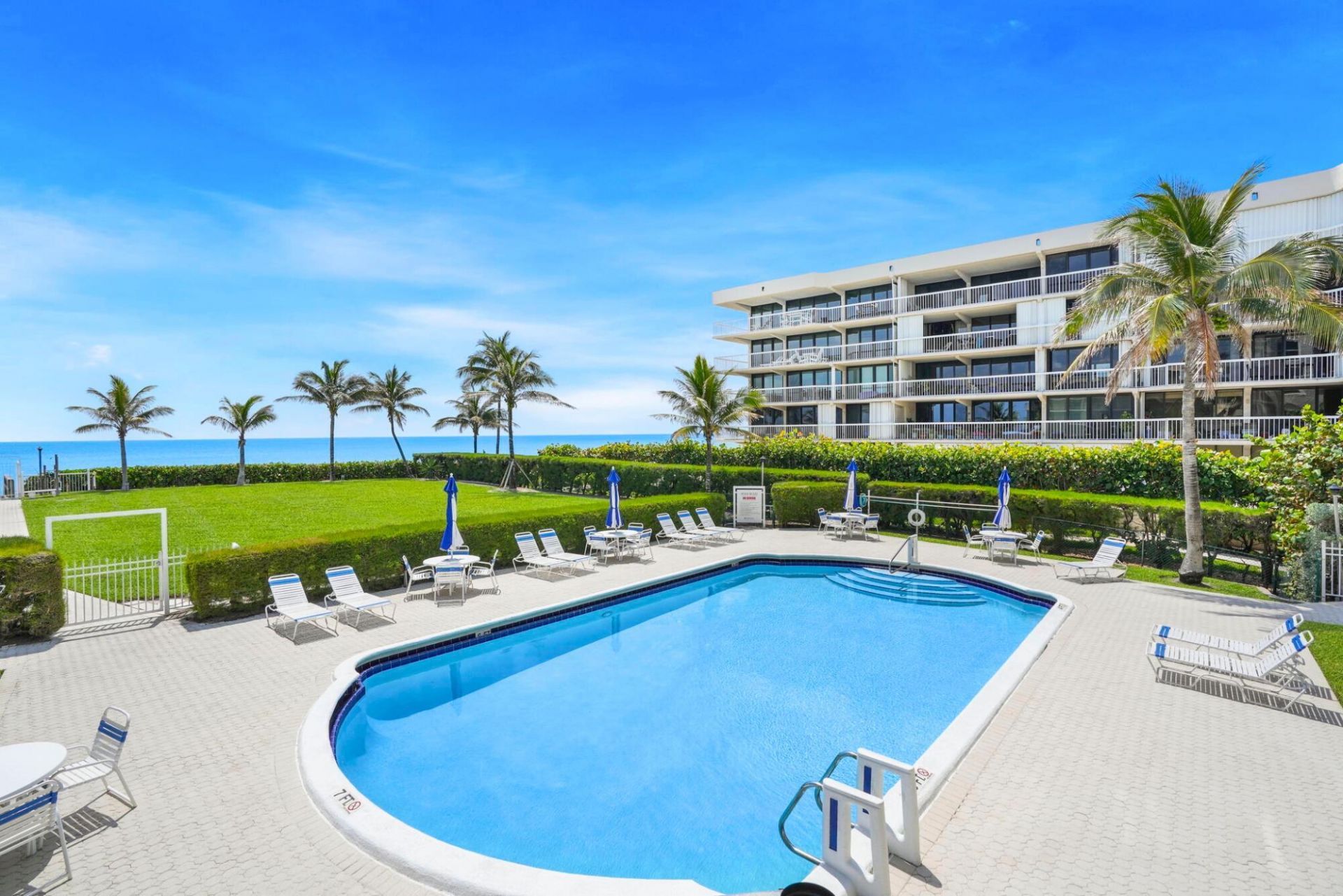 3230 S Ocean Boulevard, Unit B-203, Palm Beach, FL 33480 Photo