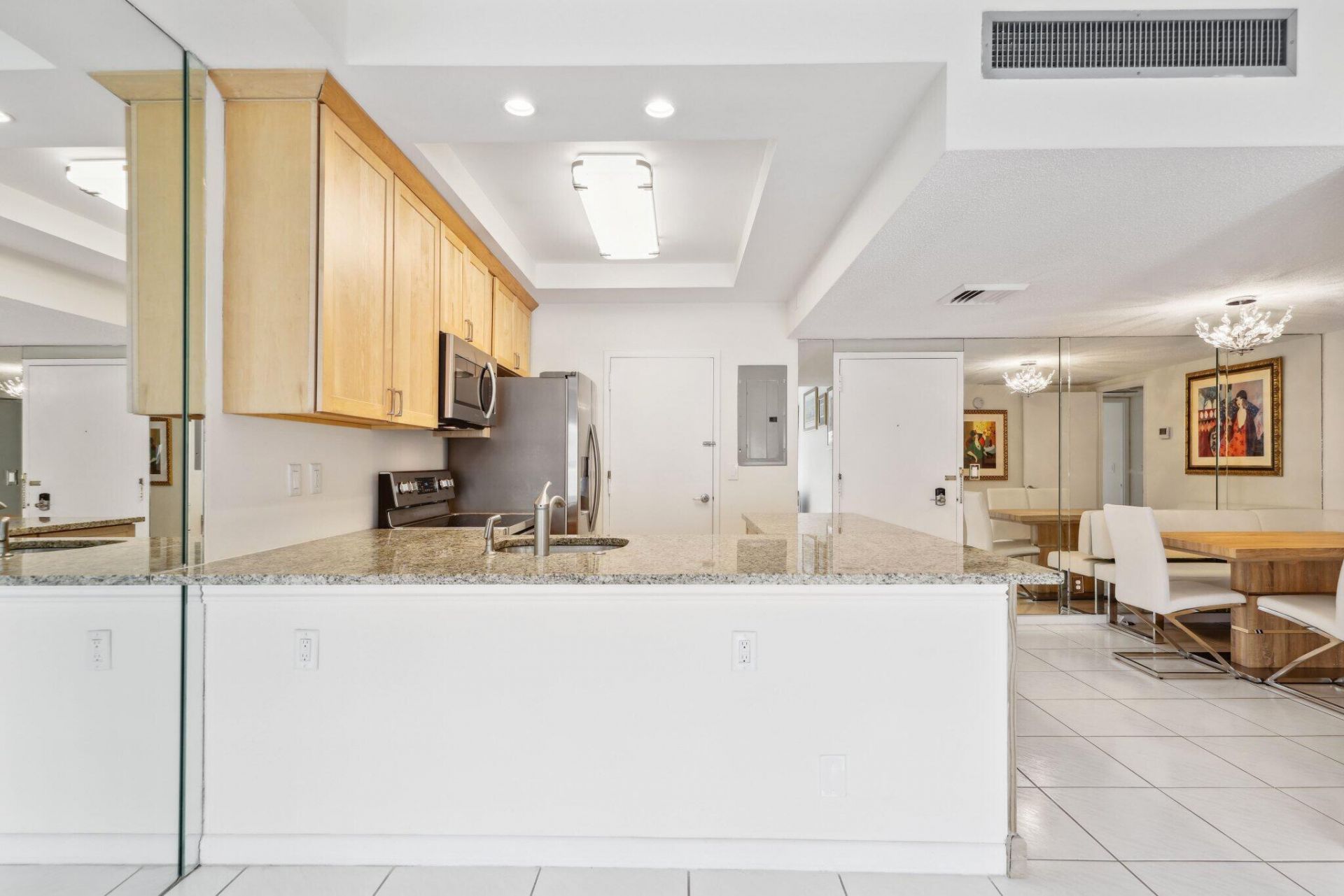 3230 S Ocean Boulevard, Unit B-203, Palm Beach, FL 33480 Photo