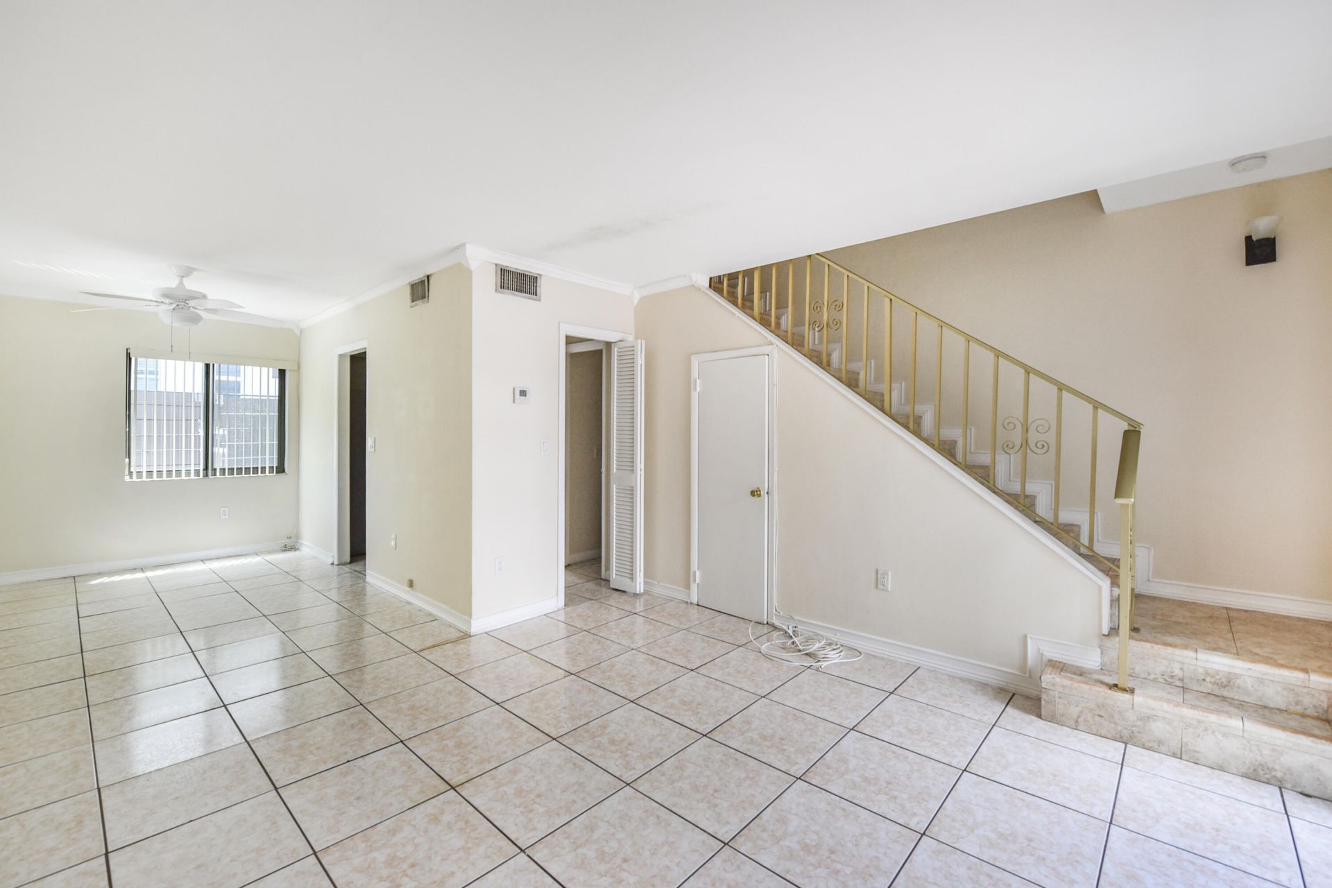 300 80th Street, Unit 300, Miami Beach, FL 33141 Photo