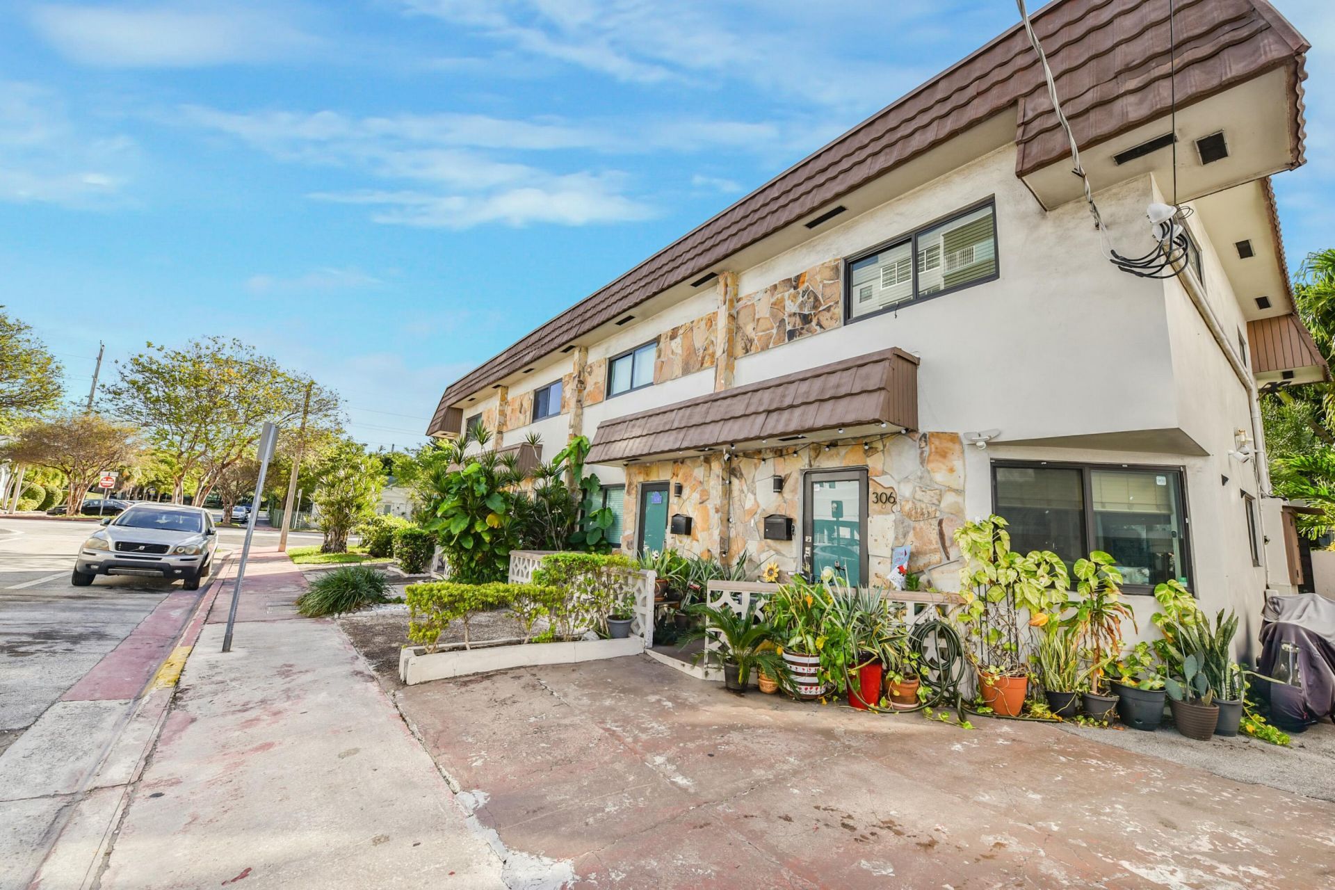 300 80th Street, Unit 300, Miami Beach, FL 33141 Photo