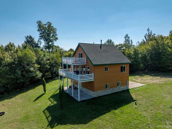 N8041 Harborview Drive, Au Train Twp, MI 49862