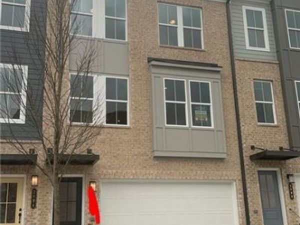 2686 Creek View Terrace NW, Atlanta, GA 30318