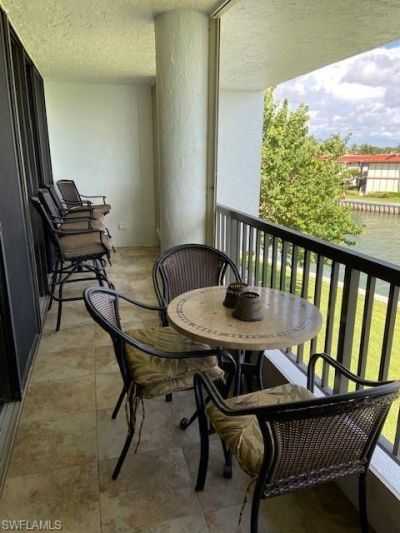 2305 Gulf Shore Blvd N, Unit 313, Naples, FL 34103 Photo