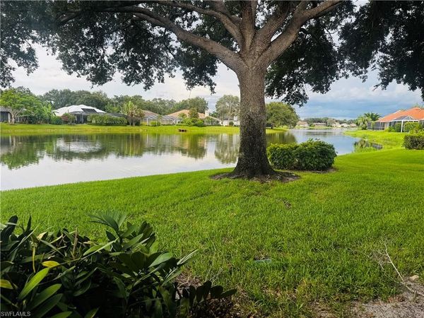 57 Silver Oaks CIR, Unit 103, NAPLES, FL 34119