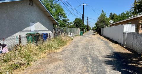 409 E 12th St, Madera, CA 93638 Photo