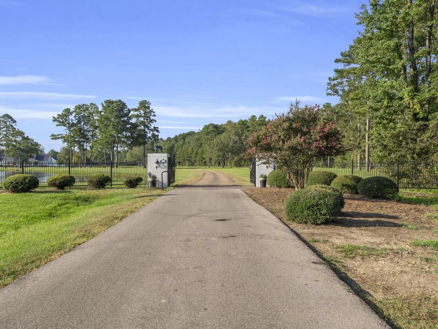 Property Image 101