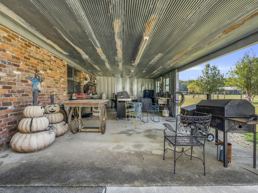 Property Image 81