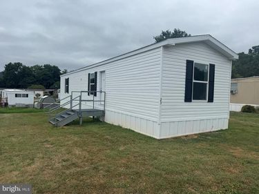 23 HILLSIDE ESTATES, MC CONNELLSBURG, PA 17233