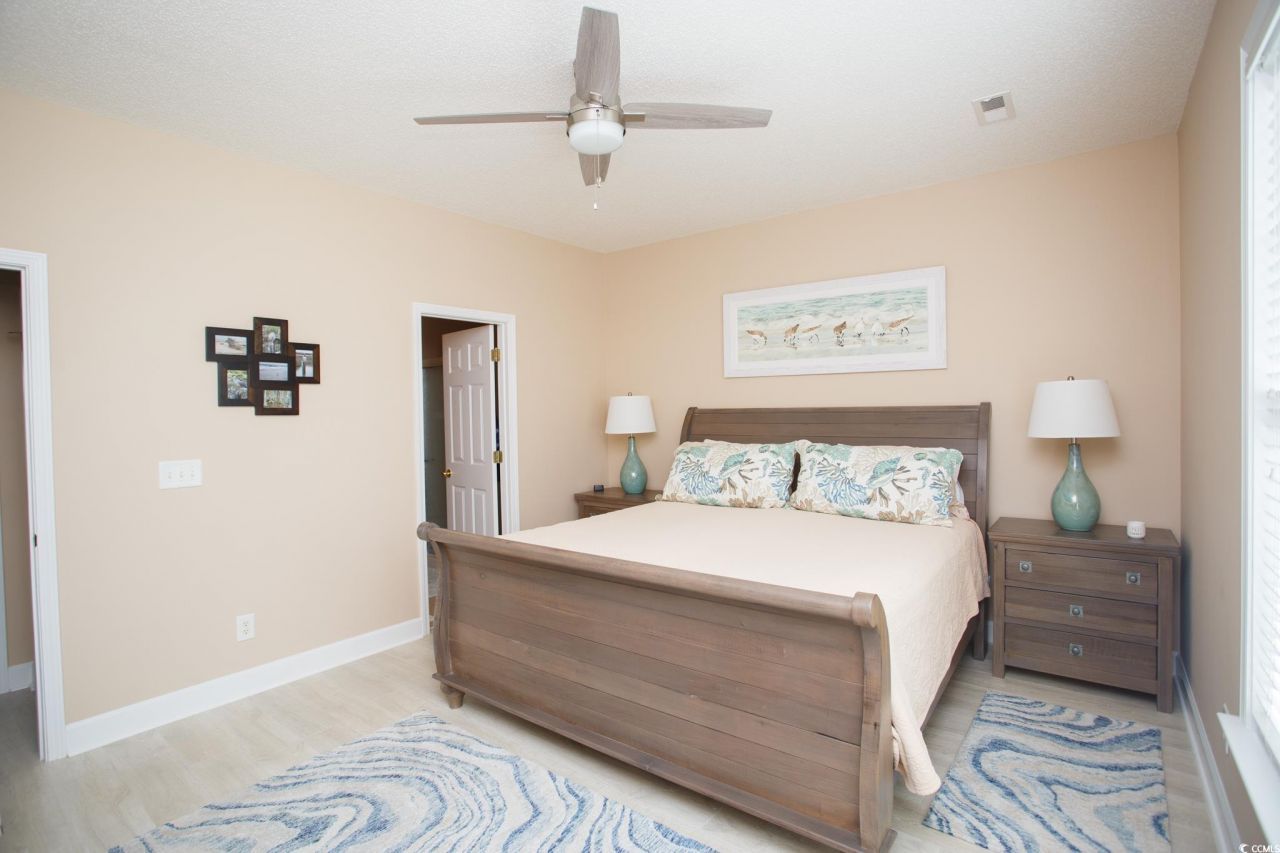 301 River Rock Ln. Photo 13