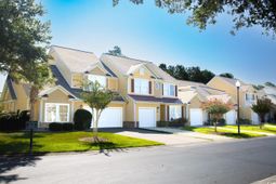 301 River Rock Ln. photo 4