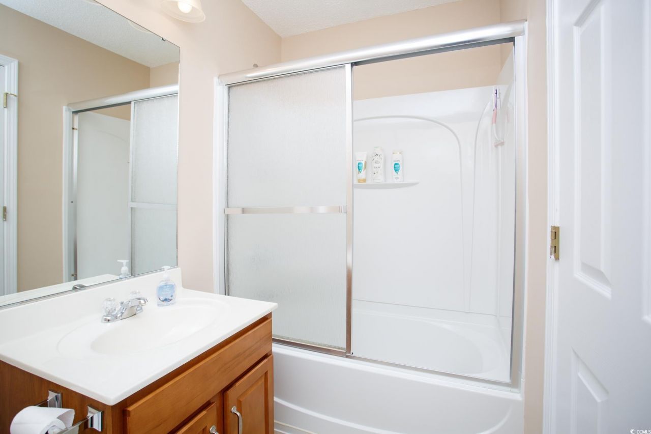 301 River Rock Ln. Photo 28