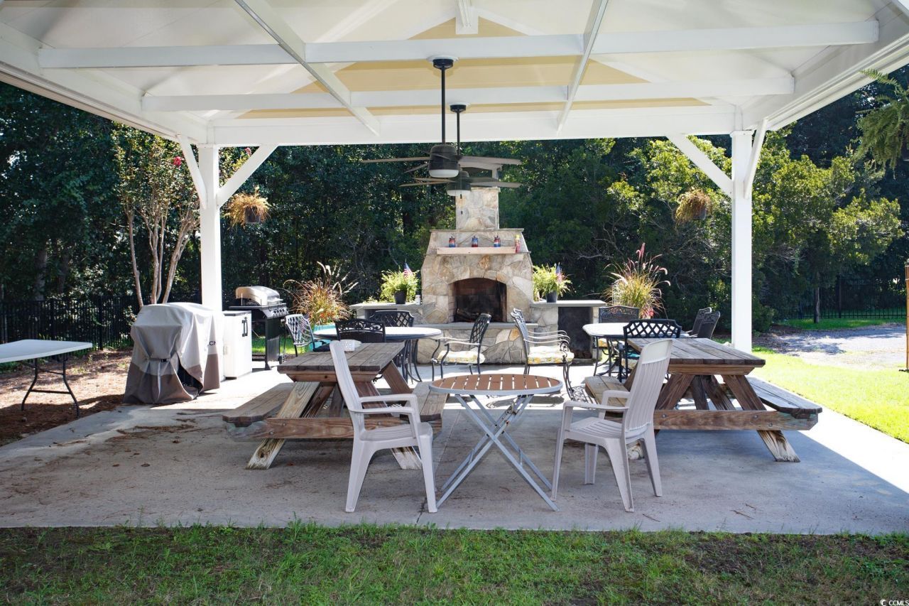 301 River Rock Ln. Photo 39