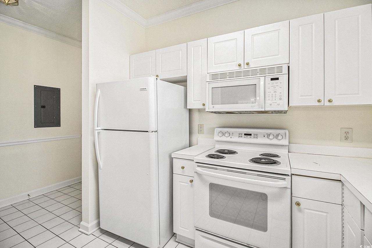 5750 Oyster Catcher Dr. Photo 10