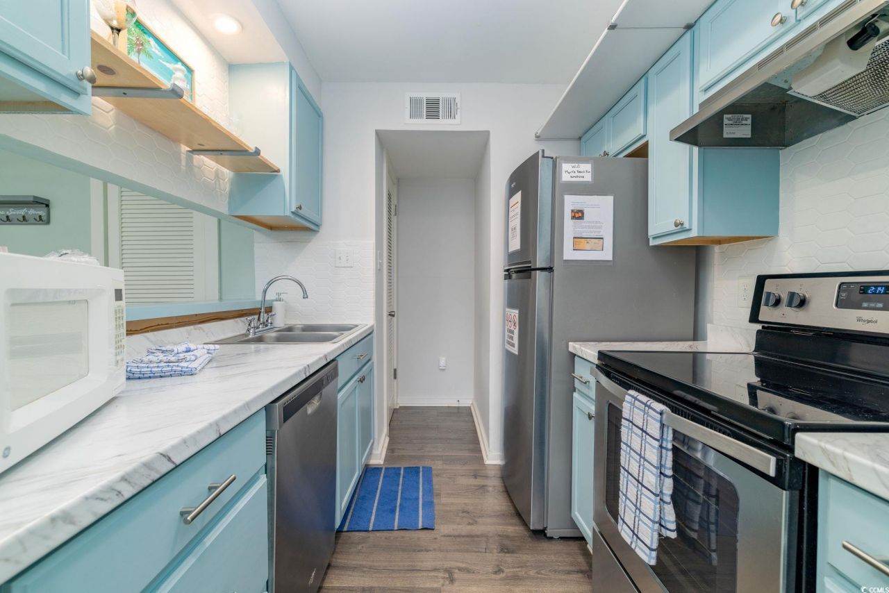 9661 Shore Dr. Photo 10