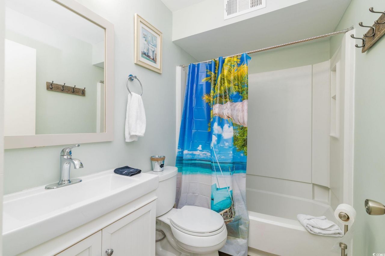 9661 Shore Dr. Photo 21