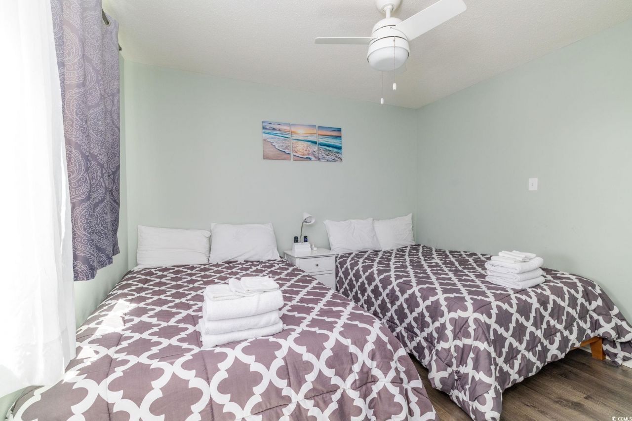 9661 Shore Dr. Photo 22