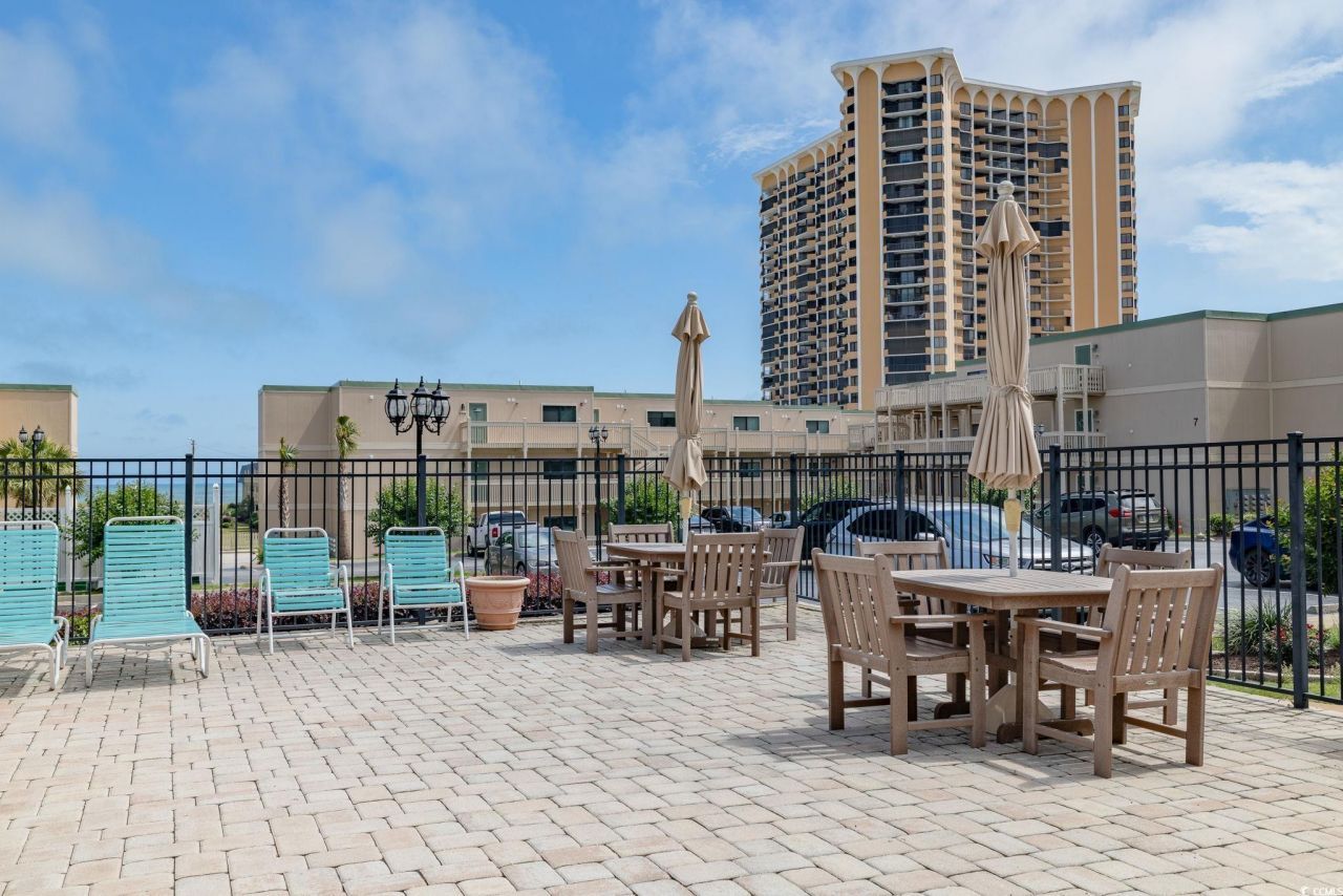 9661 Shore Dr. Photo 31