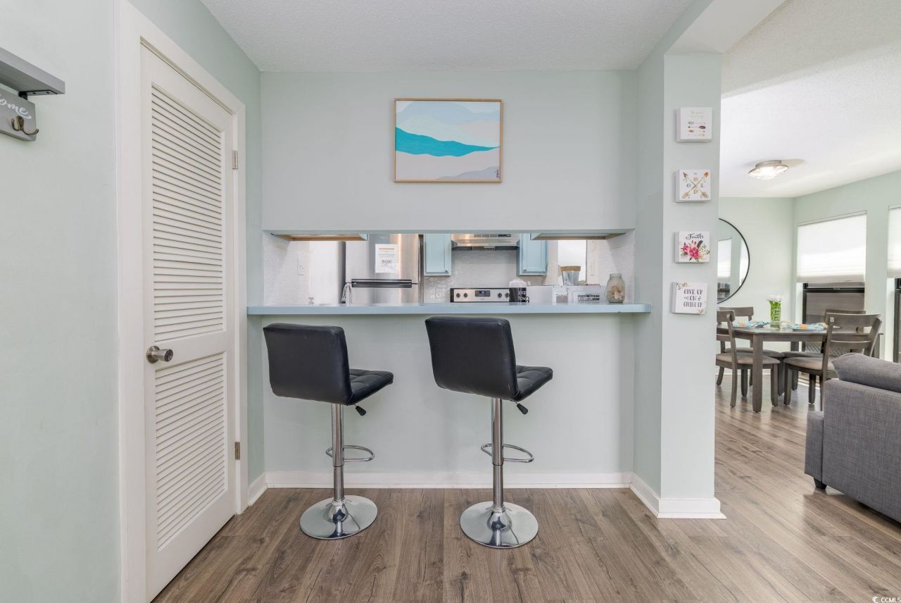 9661 Shore Dr. Photo 4