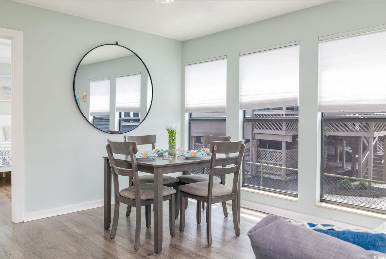 9661 Shore Dr. Photo 5