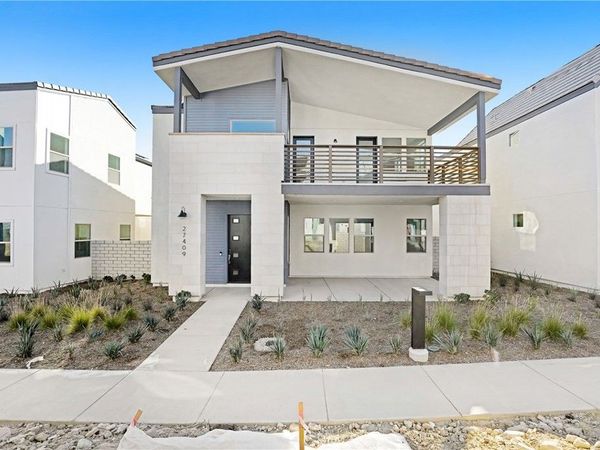 27409 Creekwood Lane, Valencia, CA 91381