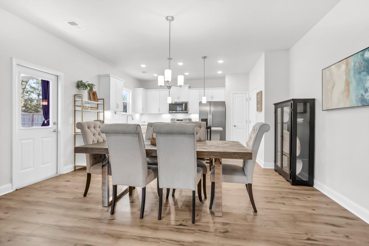 3061 Grinnell Street Photo 14