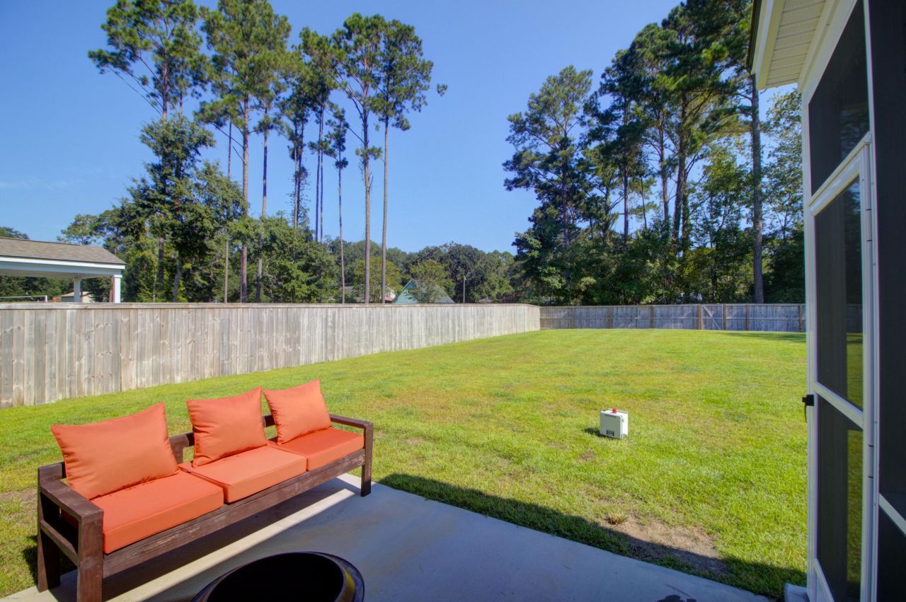 3061 Grinnell Street Photo 24