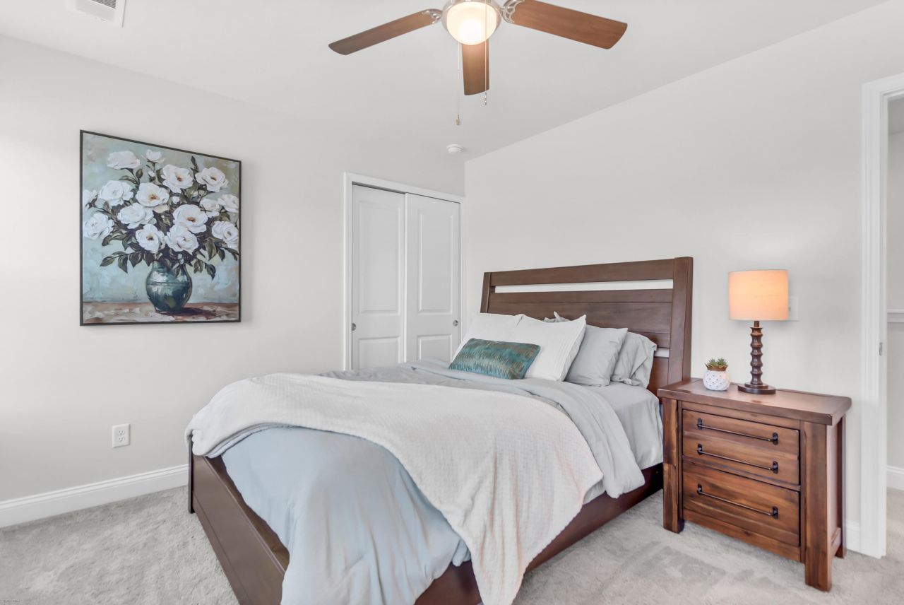 3061 Grinnell Street Photo 32