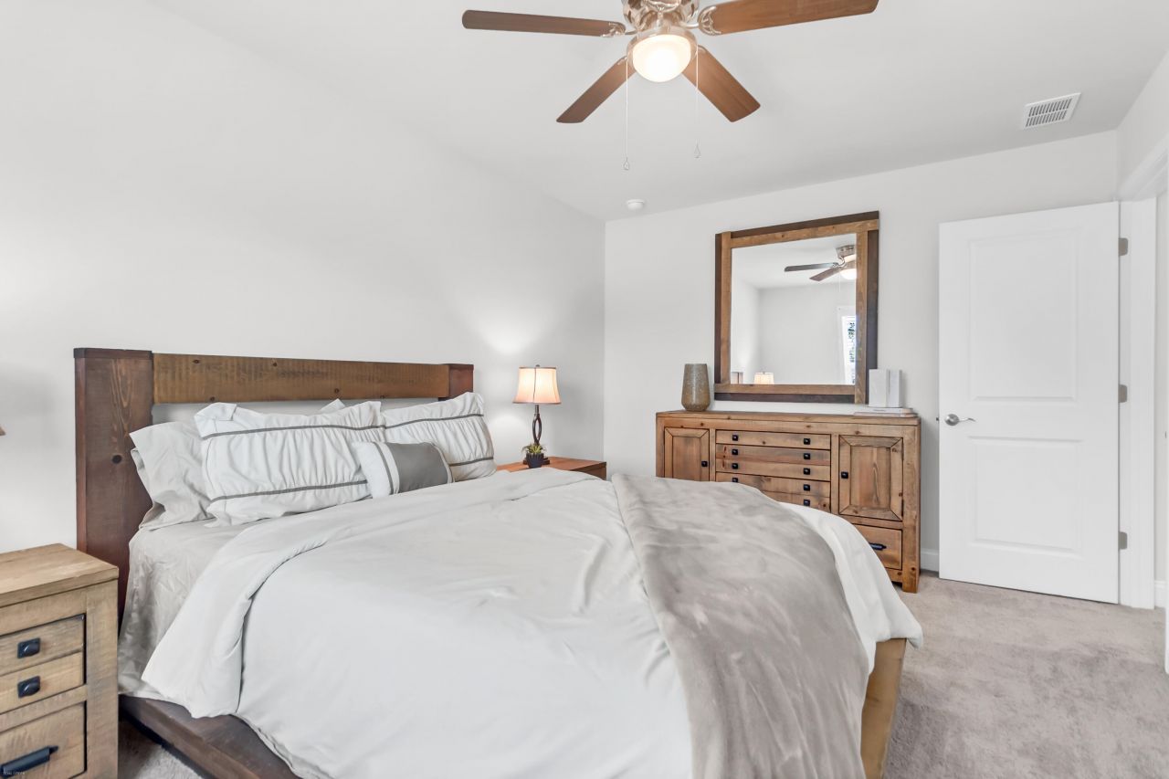 3061 Grinnell Street Photo 36