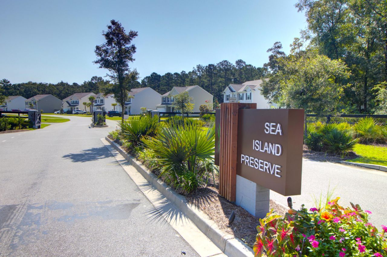 3061 Grinnell Street Photo 46