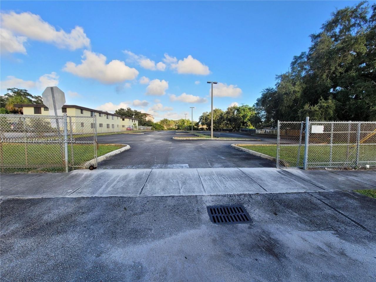 18291 NW 23rd Ave, Miami Gardens, FL 33056 Photo