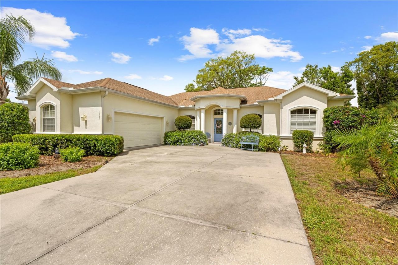 1245 Coble Road E, Spring Hill, FL 34608 Main Photo
