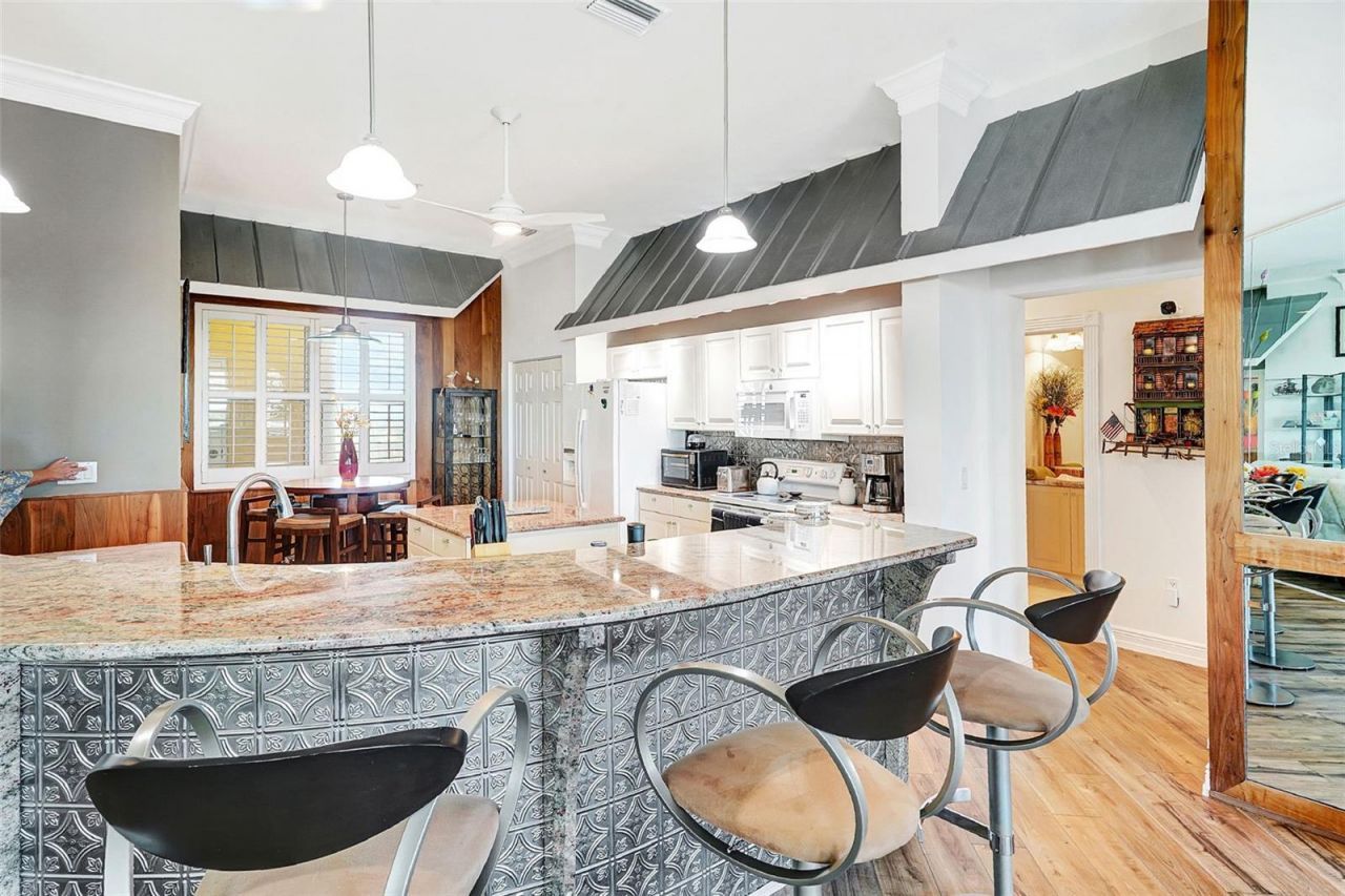 2060 Matecumbe Key Road, Unit 2803, Punta Gorda, FL 33955 Photo