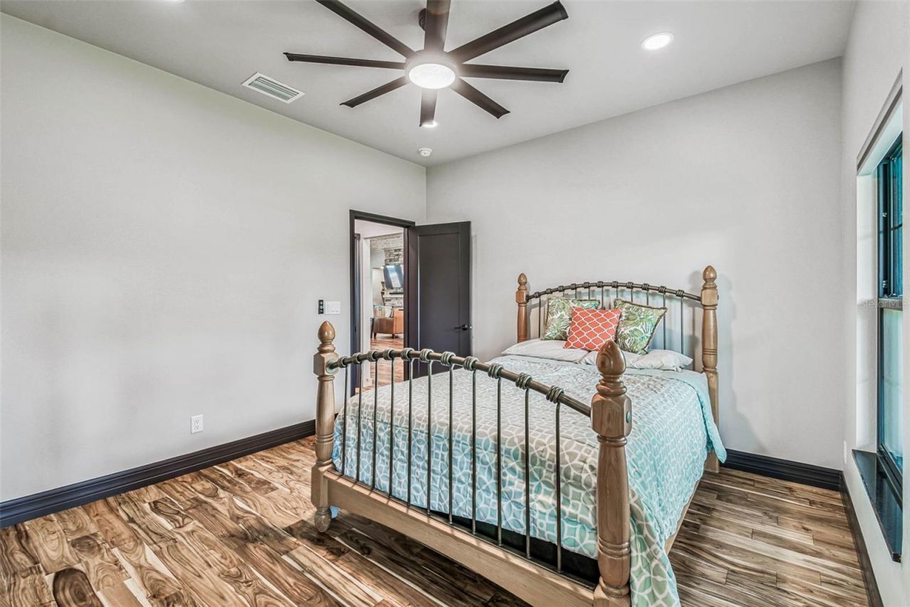 1517 Uncle Buds Lane, Lithia, FL 33547 Photo