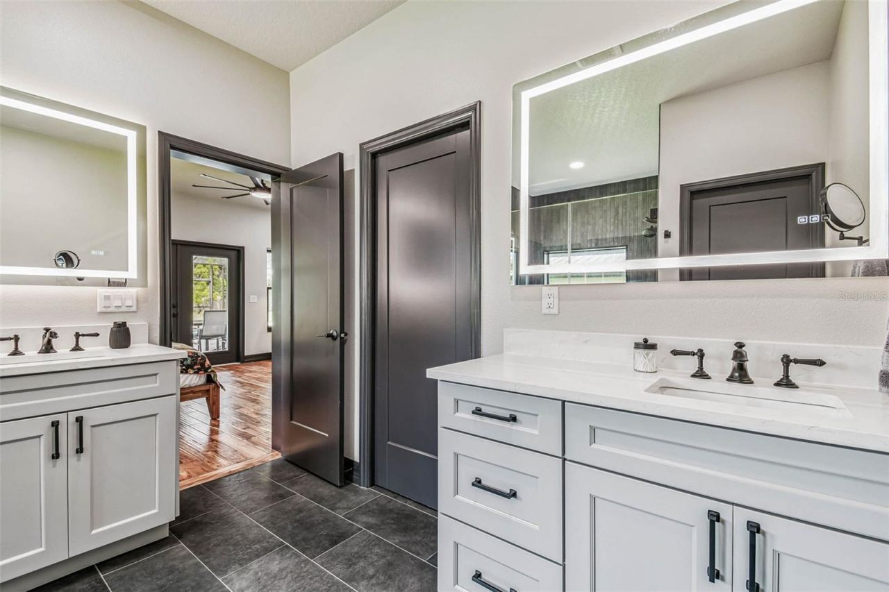 1517 Uncle Buds Lane, Lithia, FL 33547 Photo