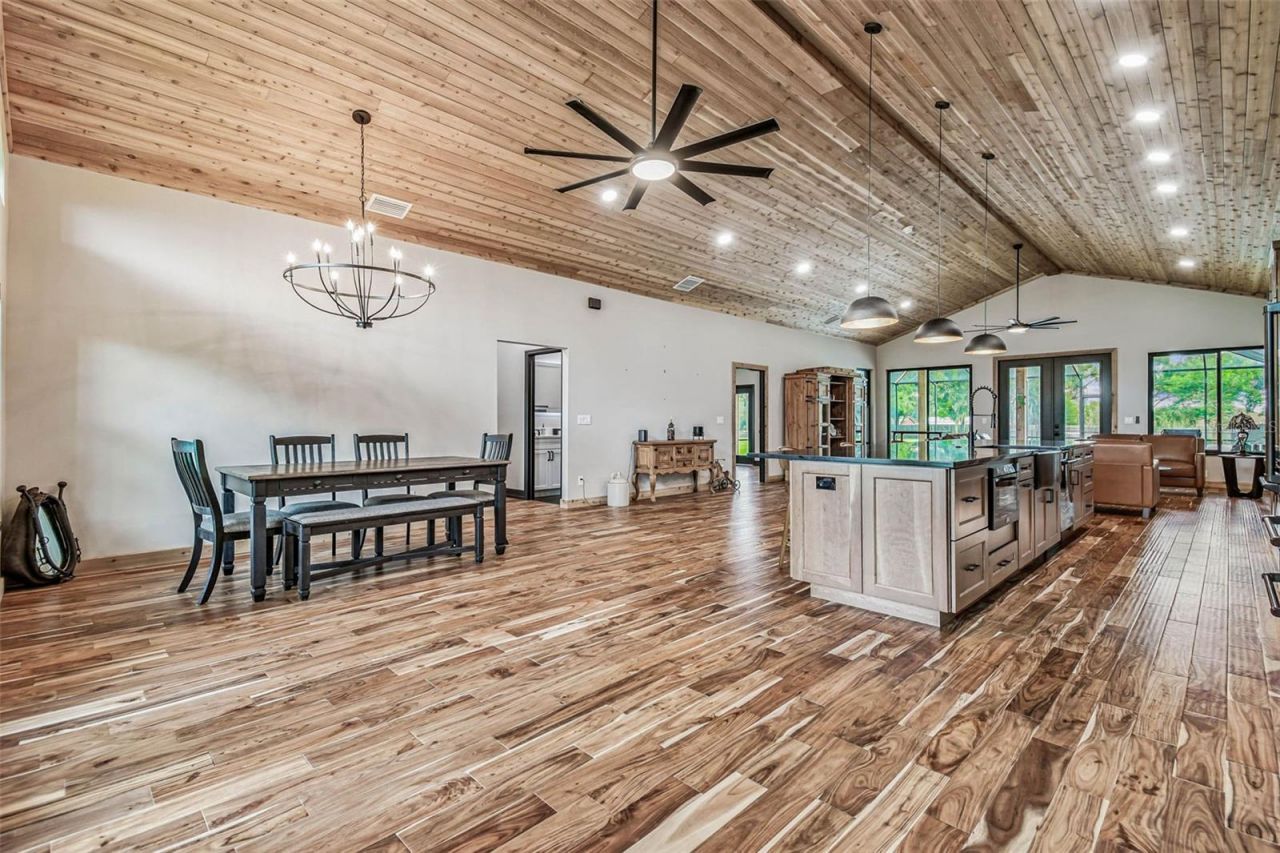 1517 Uncle Buds Lane, Lithia, FL 33547 Photo