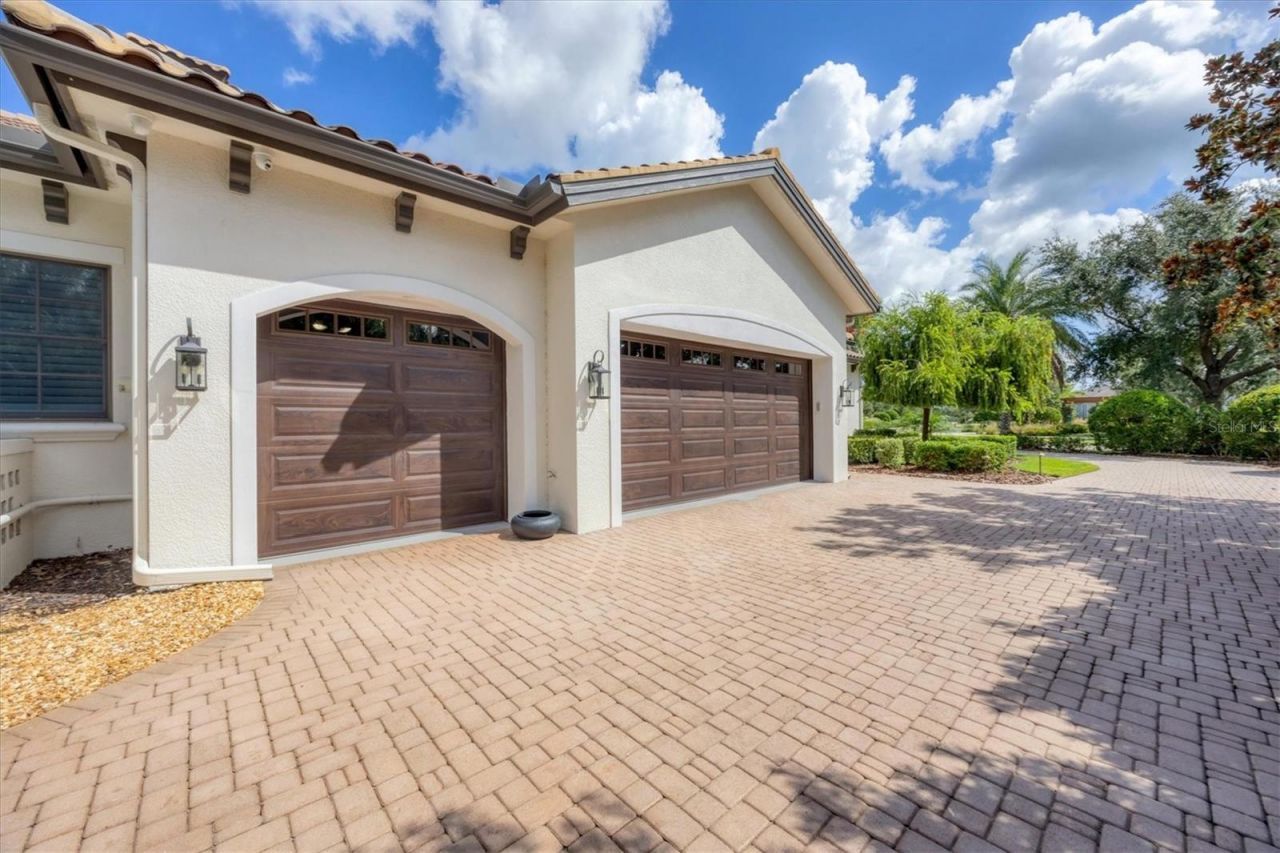 16404 Clearlake Avenue, Lakewood Ranch, FL 34202 Photo