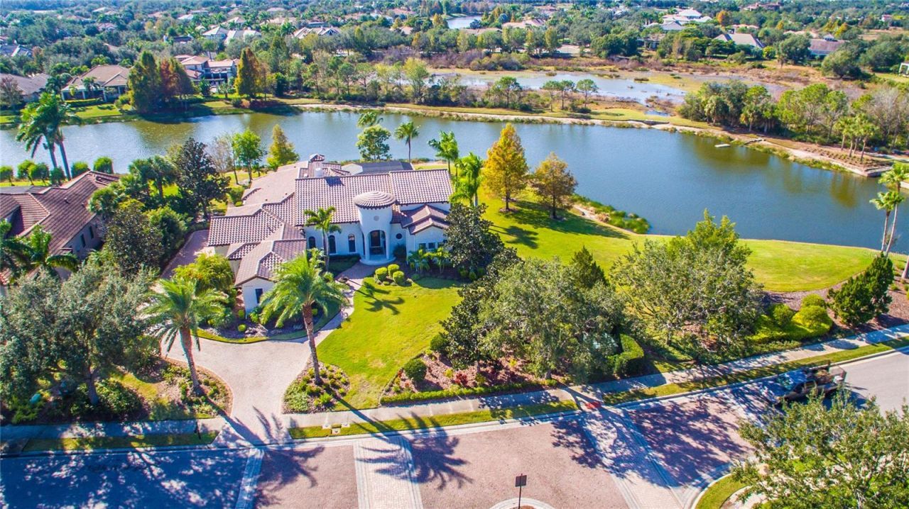 16404 Clearlake Avenue, Lakewood Ranch, FL 34202 Photo