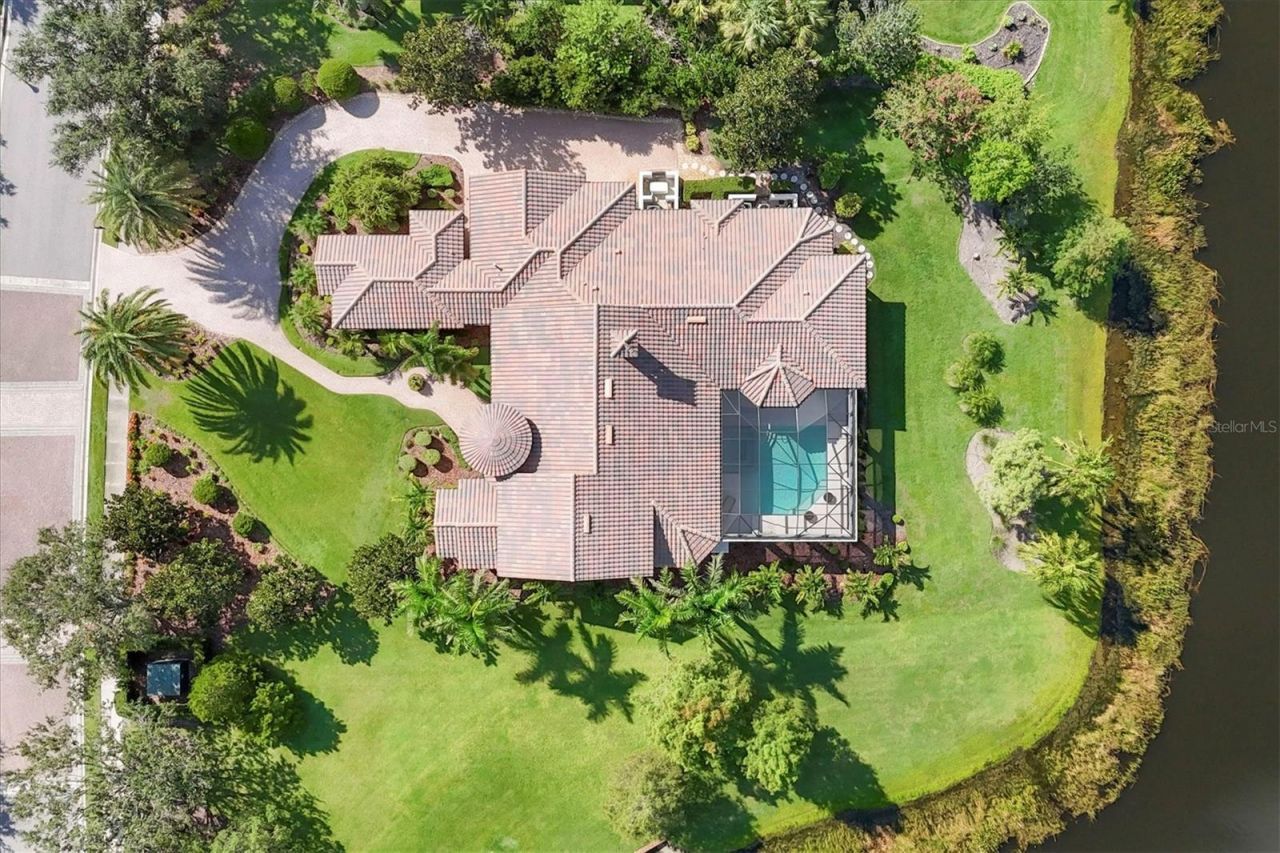 16404 Clearlake Avenue, Lakewood Ranch, FL 34202 Photo