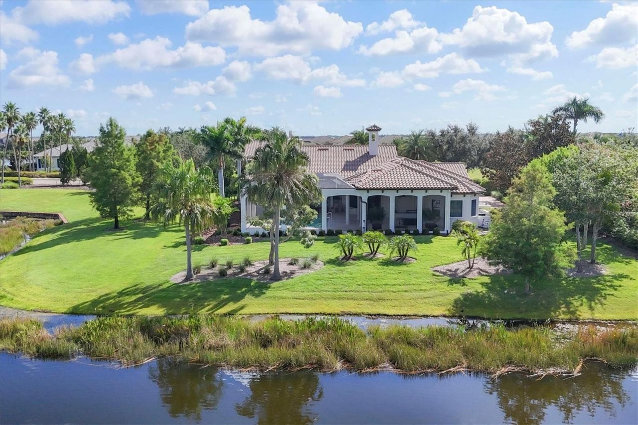 16404 Clearlake Avenue, Lakewood Ranch, FL 34202 Photo