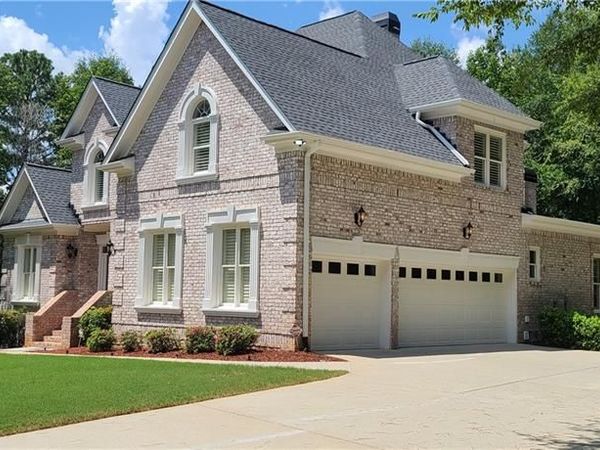 4828 Ardmore Lane, Hoschton, GA 30548