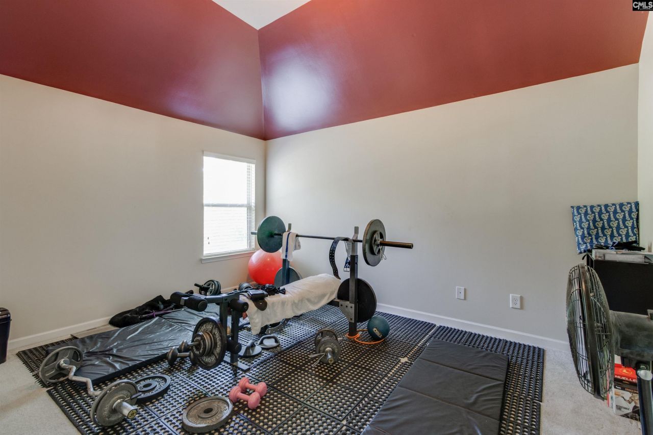 631 Twisted Oak Court Photo 18